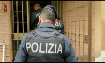 ROMA: SEQUESTRA IL FIGLIO E MINACCIA LA EX DI UCCIDERLO (VIDEO)