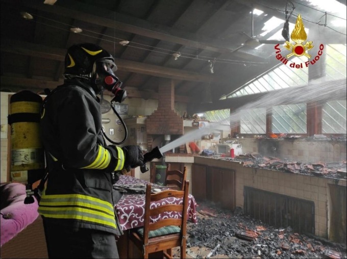 Sabaudia: incendio in un’abitazione, accertamenti in corso