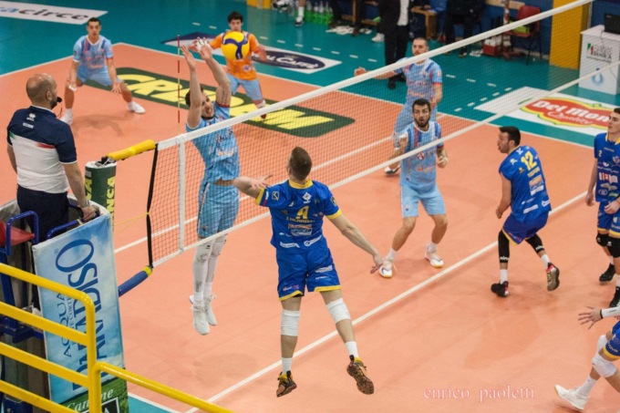 PALLAVOLO A3: IL CAMMINO DI SABAUDIA E TUSCANIA (VIDEO)