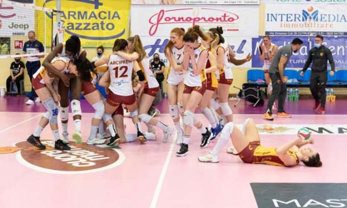 Pallavolo femminile: Virtus Roma promossa in A1