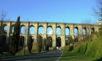 ARICCIA: STUDENTE SI GETTA DAL PONTE E MUORE