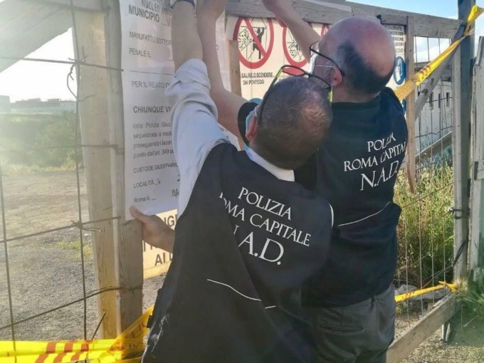 ROMA: DISCARICA INTERRATA, 4 DENUNCE