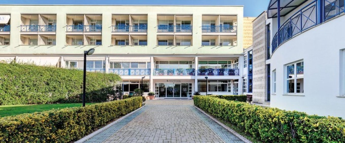 APRILIA: INAUGURATO IL CENTRO VACCINALE “VILLA SILVANA”
