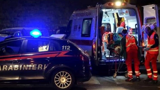 ROMA: VENTENNE ACCOLTELLATO, E’ GRAVE