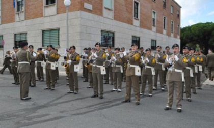 SABAUDIA: LA FESTA DELLA MUSICA CON LA BANDA DEL COMANDO ARTIGLIERIA (VIDEO)