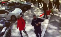 ROMA: RAPINAVA BANCHE TRAVESTITO DA VIGILANTES, PRESO (VIDEO)