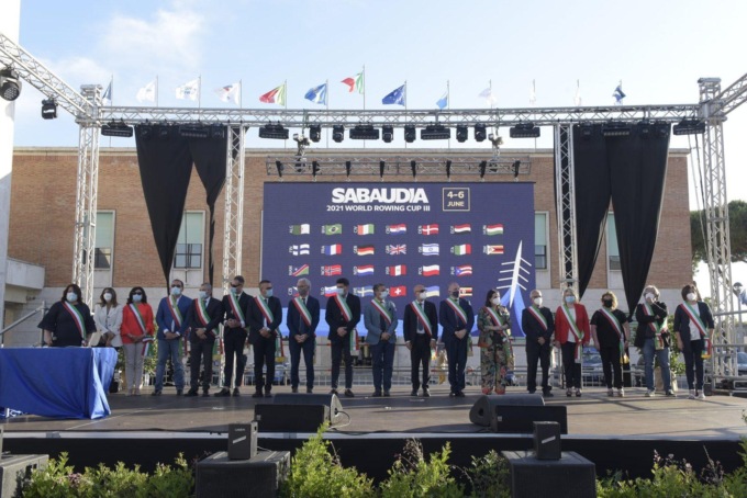 CANOTTAGGIO SABAUDIA: COPPA DEL MONDO, INAUGURAZIONE IN GRANDE STILE (VIDEO)