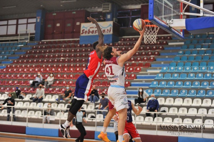 BASKET LEGA DUE: PLAY OUT, IN CAMPO RIETI E STELLA AZZURRA