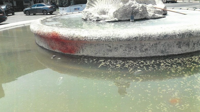 TERRACINA: I FESTEGGIAMENTI PER L’ITALIA. DANNEGGIATA LA FONTANA DI PIAZZA DELLA REPUBBLICA (VIDEO)