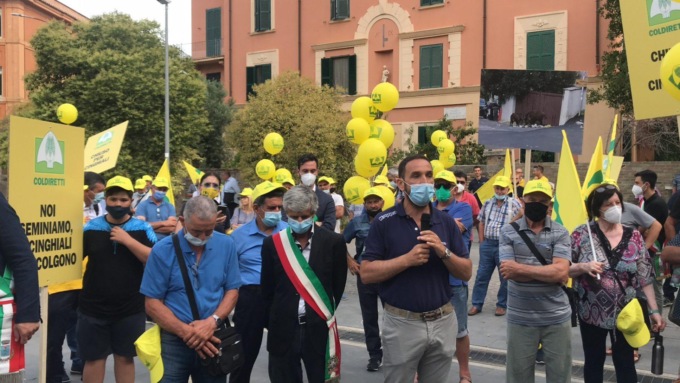 ROMA: INVASIONE DI CINGHIALI, PROTESTA DAVANTI ALLA REGIONE