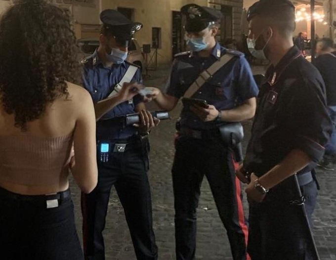 ROMA: MOVIDA E DEGRADO, CONTROLLI DEI CARABINIERI NEI QUARTIERI PIGNETO, ESQUILINO E SAN LORENZO