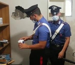 ROMA: SPACCIO DI DROGA, 5 ARRESTI DEI CARABINIERI