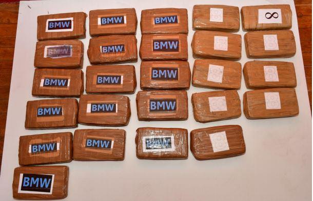ROMA: TRAFFICO DI DROGA, UN ARRESTO. SEQUESTRATI 25 CHILI DI COCAINA