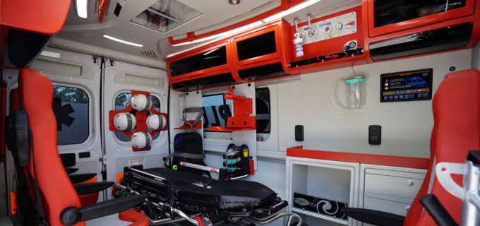 LATINA: CARDIOPATICO SOCCORSO AL MARE