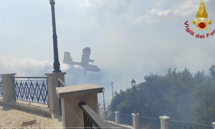 ROMA: INCENDI, PAURA E CASA EVACUATE