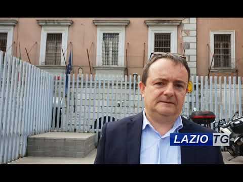 ROMA: REBIBBIA, SPARI CONTRO IL MURO DEL CARCERE