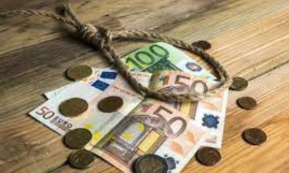 ROMA: TASSI USURAI AL 480% ANNUI A PICCOLI IMPRENDITORI, 4 MISURE CAUTELARI