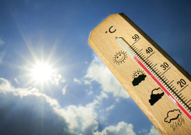 REGIONE: CALDO, BOLLINO ROSSO IN 5 CITTA’