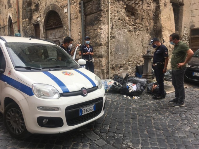 TERRACINA: RIFIUTI, I CONTROLLI DELLA POLIZIA LOCALE