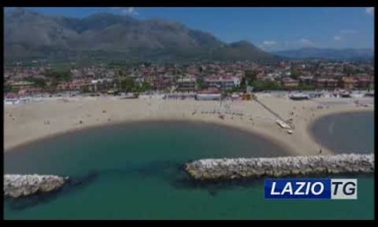 GAETA: CHIEDE IL “PEDAGGIO” PER LA SPIAGGIA LIBERA, MULTATO