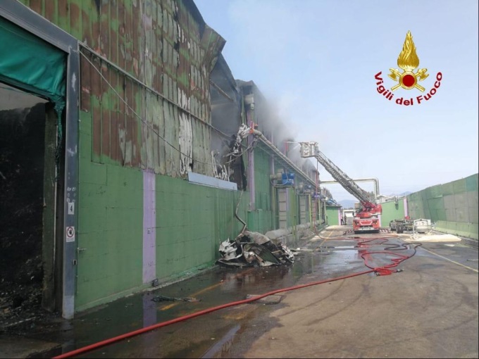 PONTINIA: INCENDIO SEP, LA RABBIA DEI RESIDENTI (VIDEO)