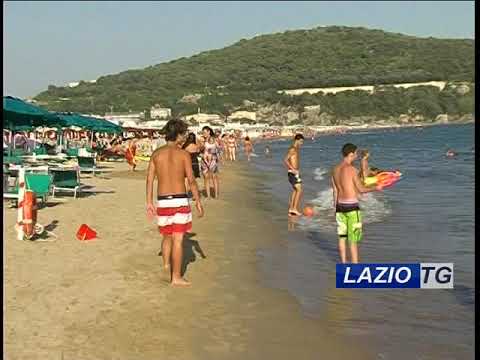 GAETA – SPIAGGE CHIUSE LA NOTTE DI FERRAGOSTO (video)