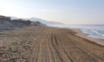 FONDI: LA SANIFICAZIONE DELLE SPIAGGE