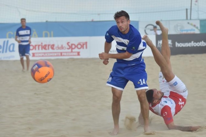 BEACH SOCCER: TERRACINA, FINALE AMARA. LO SCUDETTO AL PISA