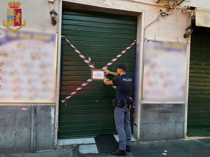 ROMA: MOVIDA A SAN LORENZO. CONTROLLI DELLA POLIZIA,156 PERSONE IDENTIFICATE E UN LOCALE CHIUSO