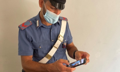 GUIDONIA: SI RIFIUTA DI ESIBIRE IL GREEN PASS E AGGREDISCE I CARABINIERI
