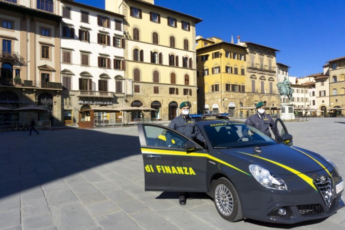 LATINA: CAMORRA E COVID, PERQUISIZIONI IN CITTA’