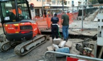 ROMA: PERDITA D'ACQUA IN STRADA, TRAFFICO IN TILT