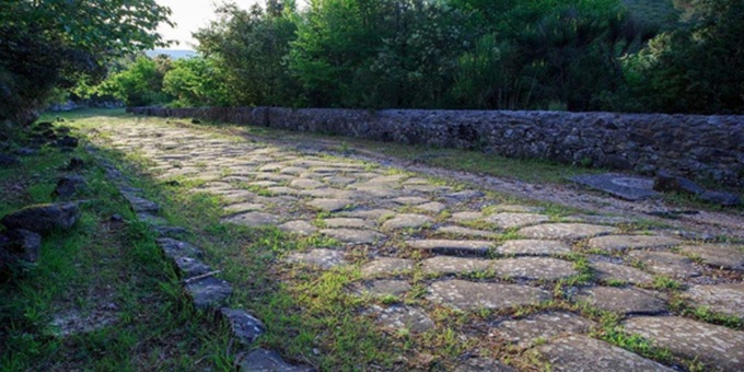 ROMA-BRINDISI: 630 CHILOMETRI A PIEDI SULL’APPIA ANTICA