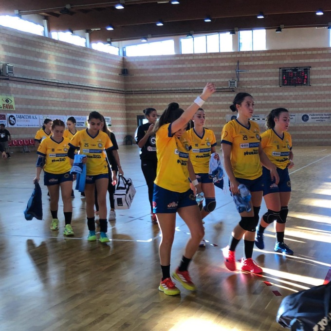 PALLAMANO FEMMINILE SERIE A: PONTINIA-SALERNO, CHIESTA RIPETIZIONE DELLA GARA (VIDEO)