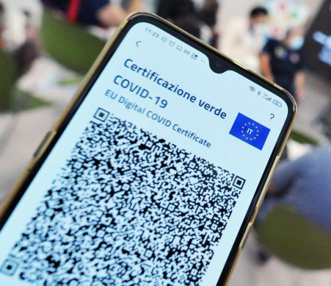 ROMA: CERTIFICAZIONI FALSE PER IL GREEN PASS, MEDICO INDAGATO
