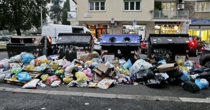 ROMA: COVID, A RISCHIO TRASPORTI E RIFIUTI (video)
