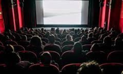 REGIONE: NUOVE REGOLE PER TEATRI, CINEMA, STADI E DISCOTECHE (VIDEO)