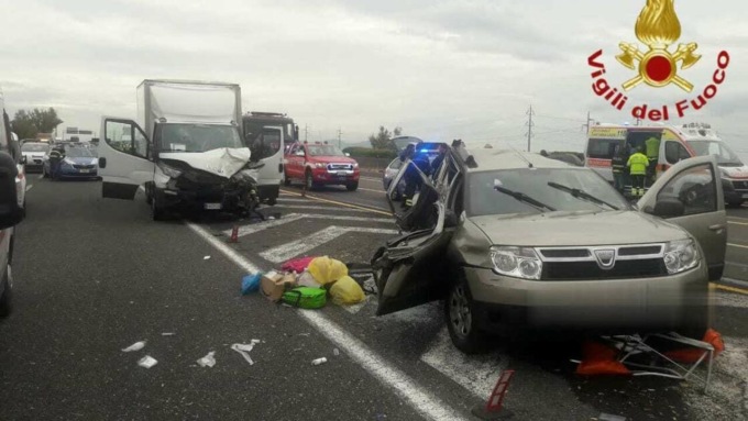 ROMA: INCIDENTE IN A1, 4 FERITI