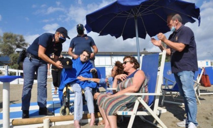 LATINA: UNA GIORNATA IN SPIAGGIA GRAZIE ALLA POLIZIA