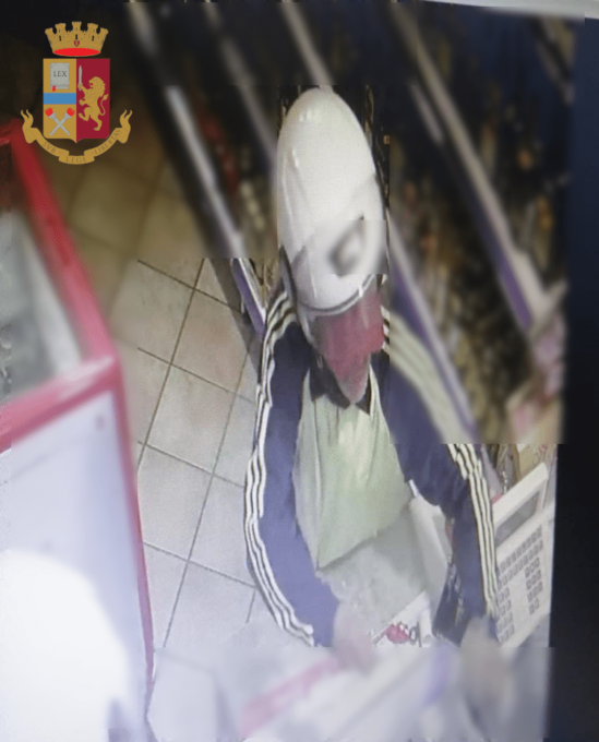 ROMA: RAPINE A CASAL BRUCIATO, ARRESTATI