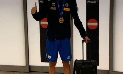 PALLAVOLO: LA TOP VOLLEY ACCOGLIE IL CAMPIONE DEL MONDO TOMMASO RINALDI (VIDEO)