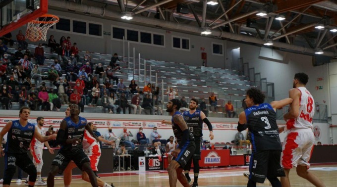 BASKET: FRA POCO IN CAMPO LE LAZIALI (VIDEO)