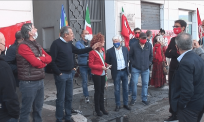 Cassino, sit in dinanzi la sede della Cgil