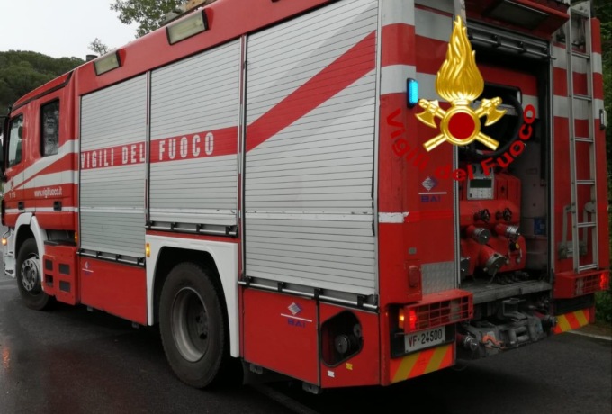 VIA OSTIENSE: SCHIANTO AUTO-BUS, MUORE 29ENNE