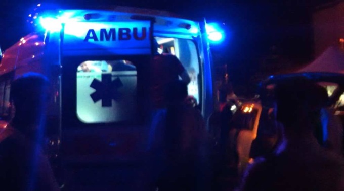 Incidente in via del Crocifisso, grave un giovane