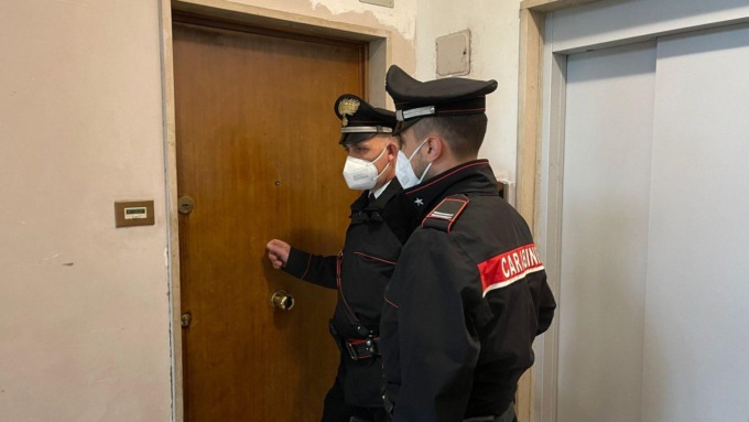 ROMA: LA COMPAGNA GLI STACCA LA LINGUA A MORSI, OPERATO D’URGENZA