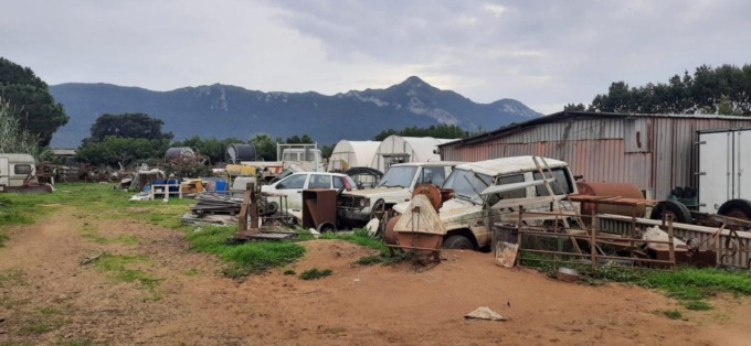 S. FELICE CIRCEO: DISCARICHE ABUSIVE E MALTRATTAMENTI, 3 DENUNCE