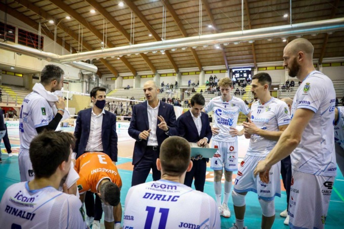 PALLAVOLO SUPERLEGA: DOMANI LA TOP VOLLEY ANTICIPA A MILANO (VIDEO)