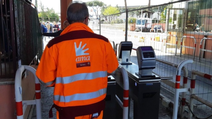 ROMA, OGGI LO SCIOPERO DEI SERVIZI DI IGIENE AMBIENTALE
