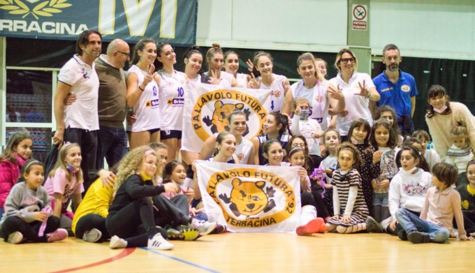 PALLAVOLO C FEMMINILE: FUTURA TERRACINA-ACQUA E SAPONE ROMA 3-0 (VIDEO)